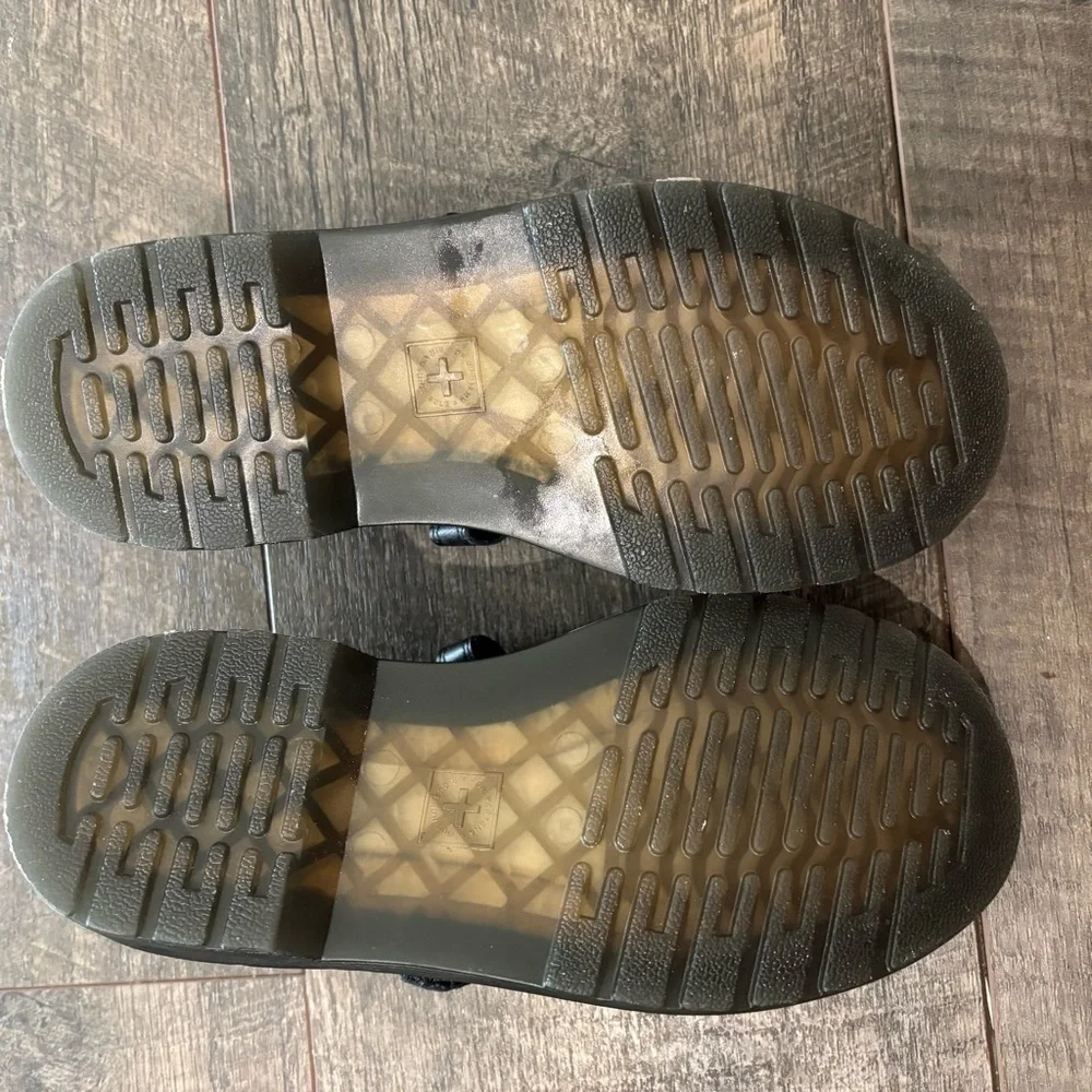 Black Dr Martens Mary Jane’s Big Kids - Picture 5 of 5